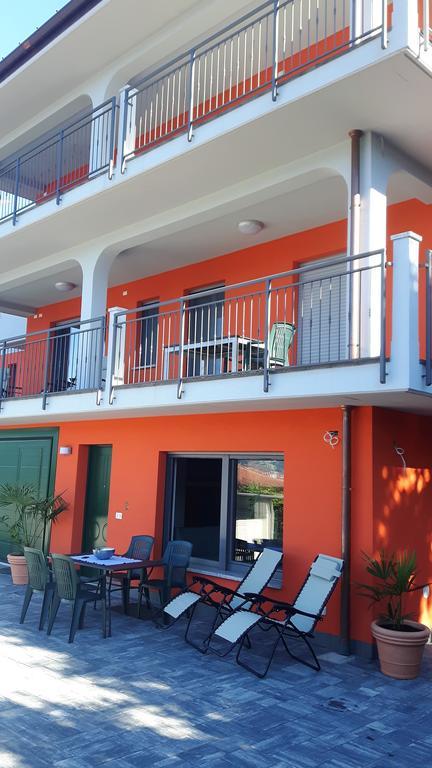 Casa Elena 1 Apartamento Germignaga Exterior foto